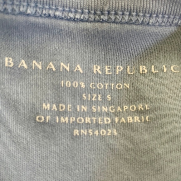 BANANA REPUBLIC Light Blue Basic COTTON TEE SHIRT Size Small - Picture 10 of 11